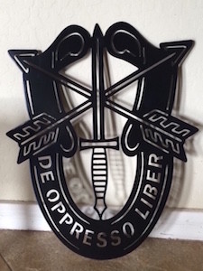 Special Forces Metal Crest - Black Item #: 322050758419